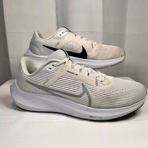 Nike Air Zoom Pegasus 40 Running Shoes Men’s Size 9 White Black